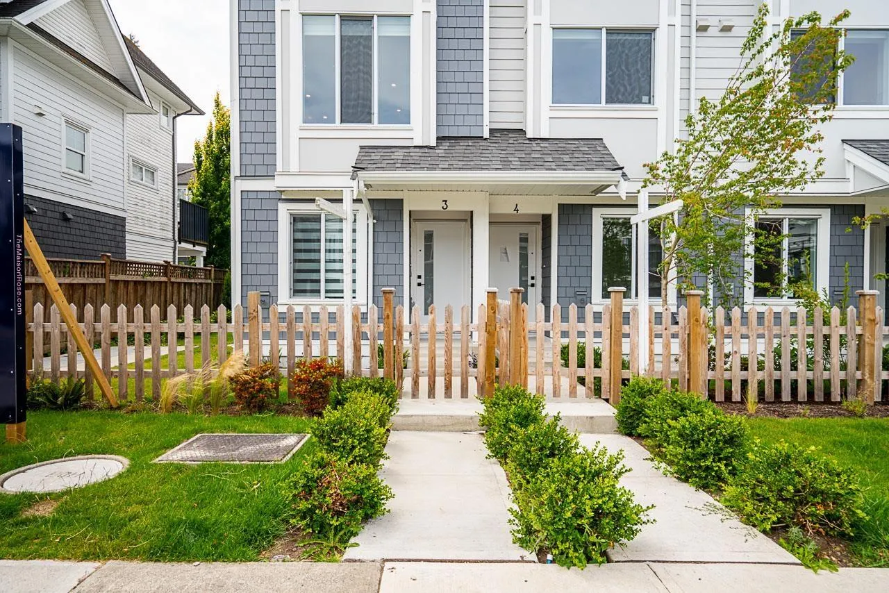 Row / Townhouse for rent: 4 2525 156 Street, Surrey, British Columbia V3V 7P2