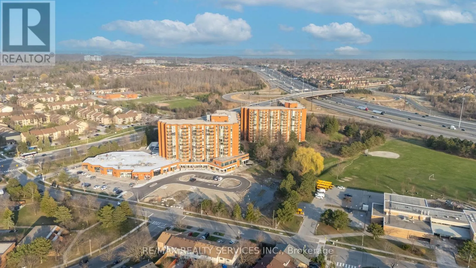 Apartment for rent: #4 - 30 Dean Park Road, Toronto, Ontario M1B 3H1