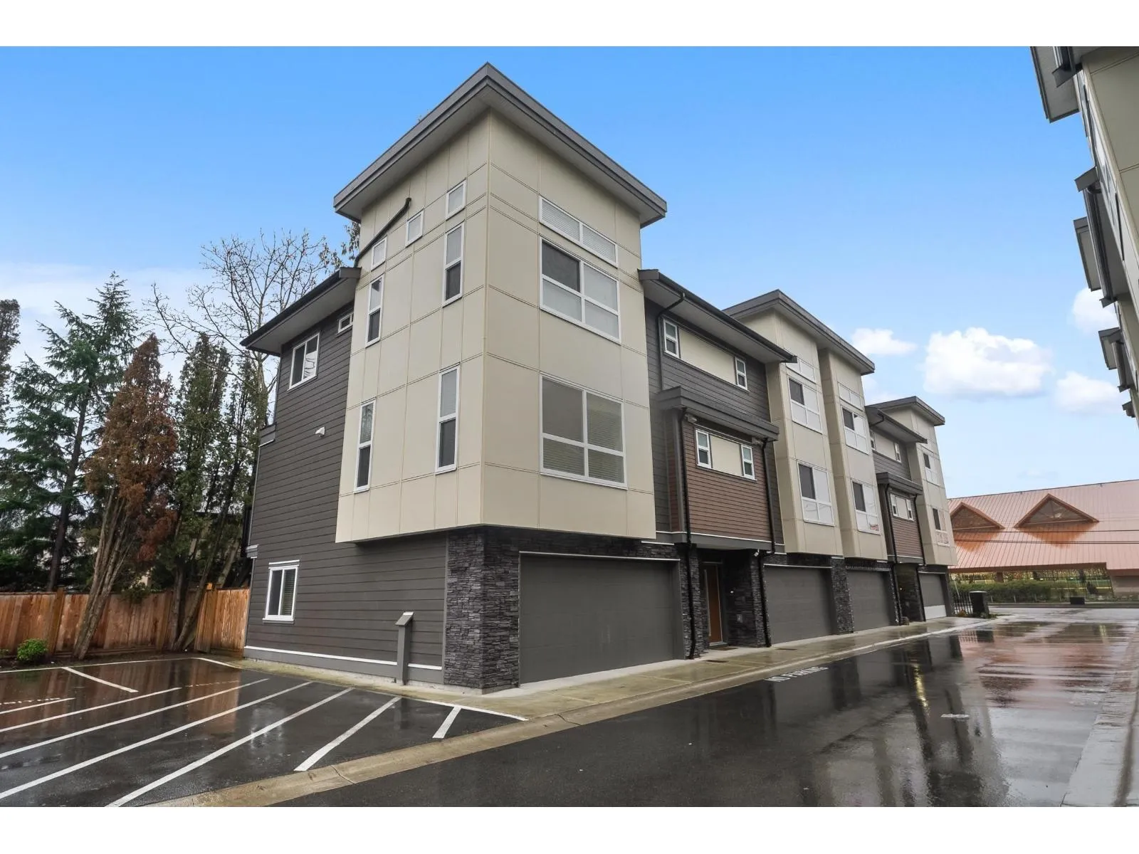 Row / Townhouse for rent: 4 34703 Old Yale Road, Abbotsford, British Columbia V3G 1C2