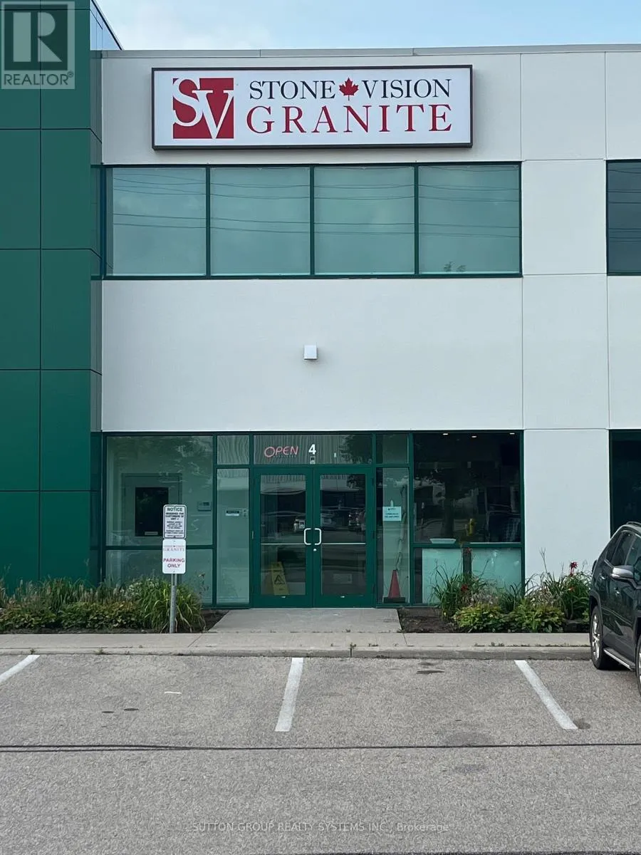 4 - 465 Pinebush Road S, Cambridge, Ontario N1T 2J4