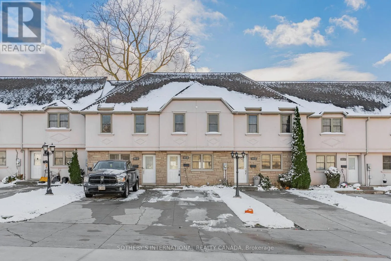 Row / Townhouse for rent: 4 - 47 Blandford Estates, Woodstock, Ontario N4S 7H7