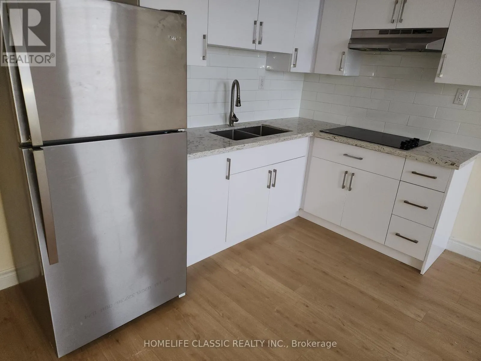 Other for rent: 4 - 5 Main Street S, Uxbridge, Ontario L9P 1P7