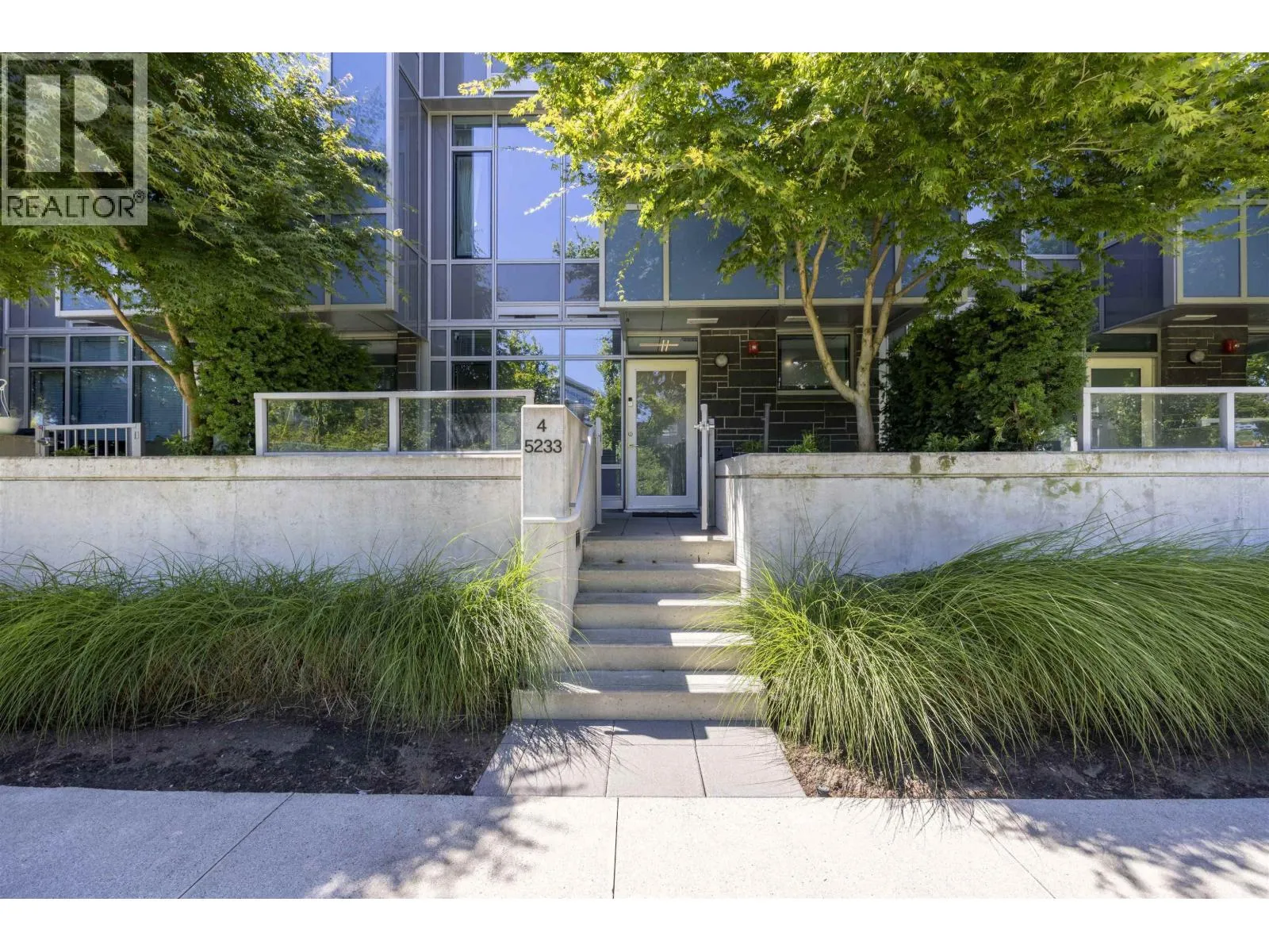 Row / Townhouse for rent: 4 5233 Gilbert Road, Richmond, British Columbia V7C 0B3