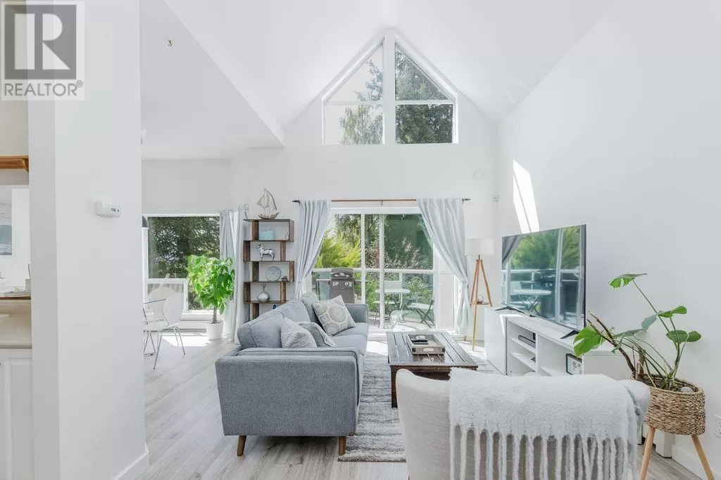 Row / Townhouse for rent: 4 5740 Marine Way, Sechelt, British Columbia V7Z 0K3