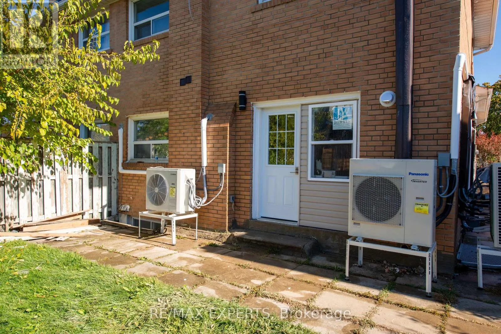 House for rent: 4 - 59 Bowhill Crescent, Toronto, Ontario M2J 3S1