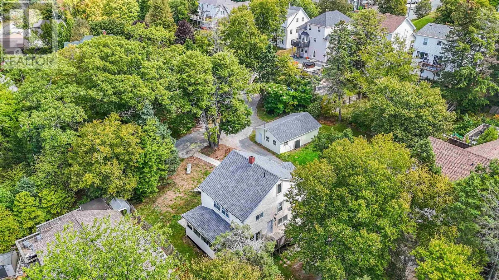 Duplex for rent: 4 & 6 Hemlock Street, Dartmouth, Nova Scotia B2X 3T3