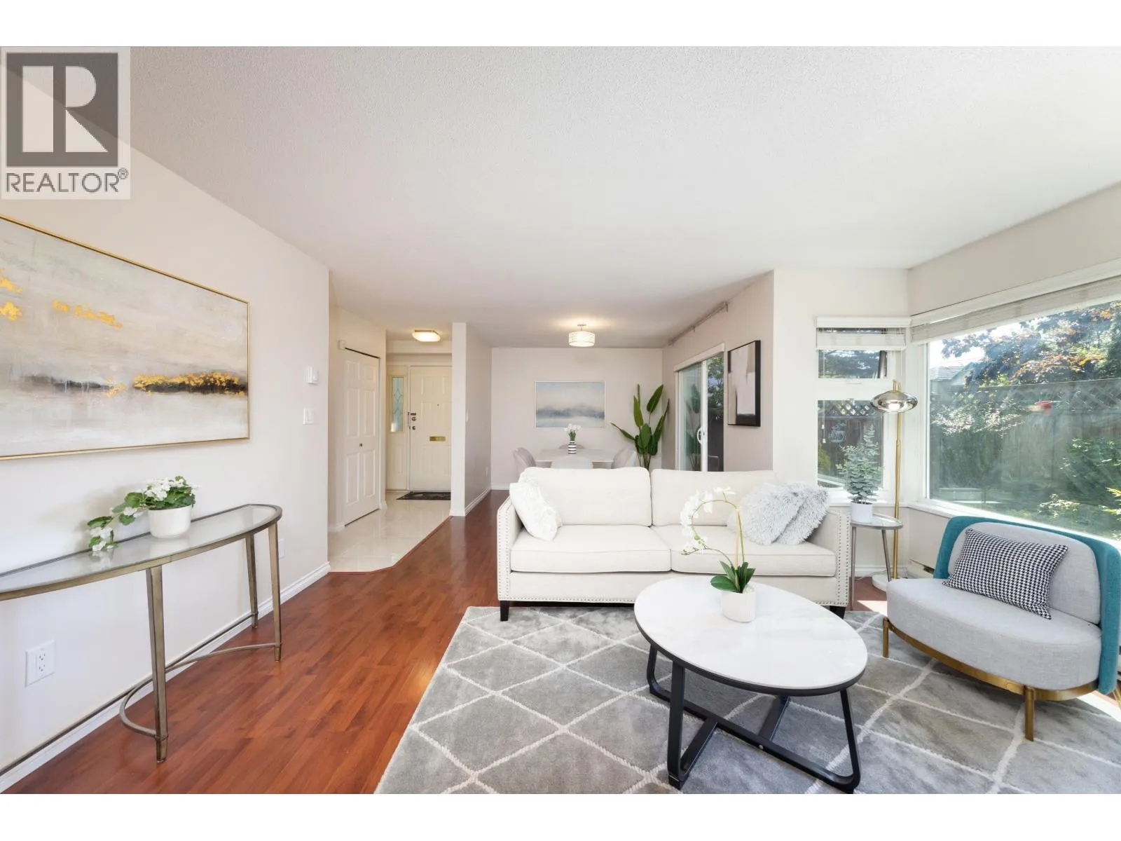 Row / Townhouse for rent: 4 7171 Blundell Road, Richmond, British Columbia V6Y 1J5