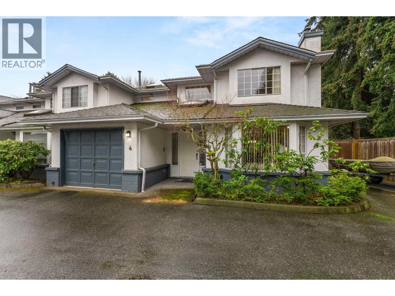 Row / Townhouse for rent: 4 7531 No. 1 Road, Richmond, British Columbia V7C 1T7