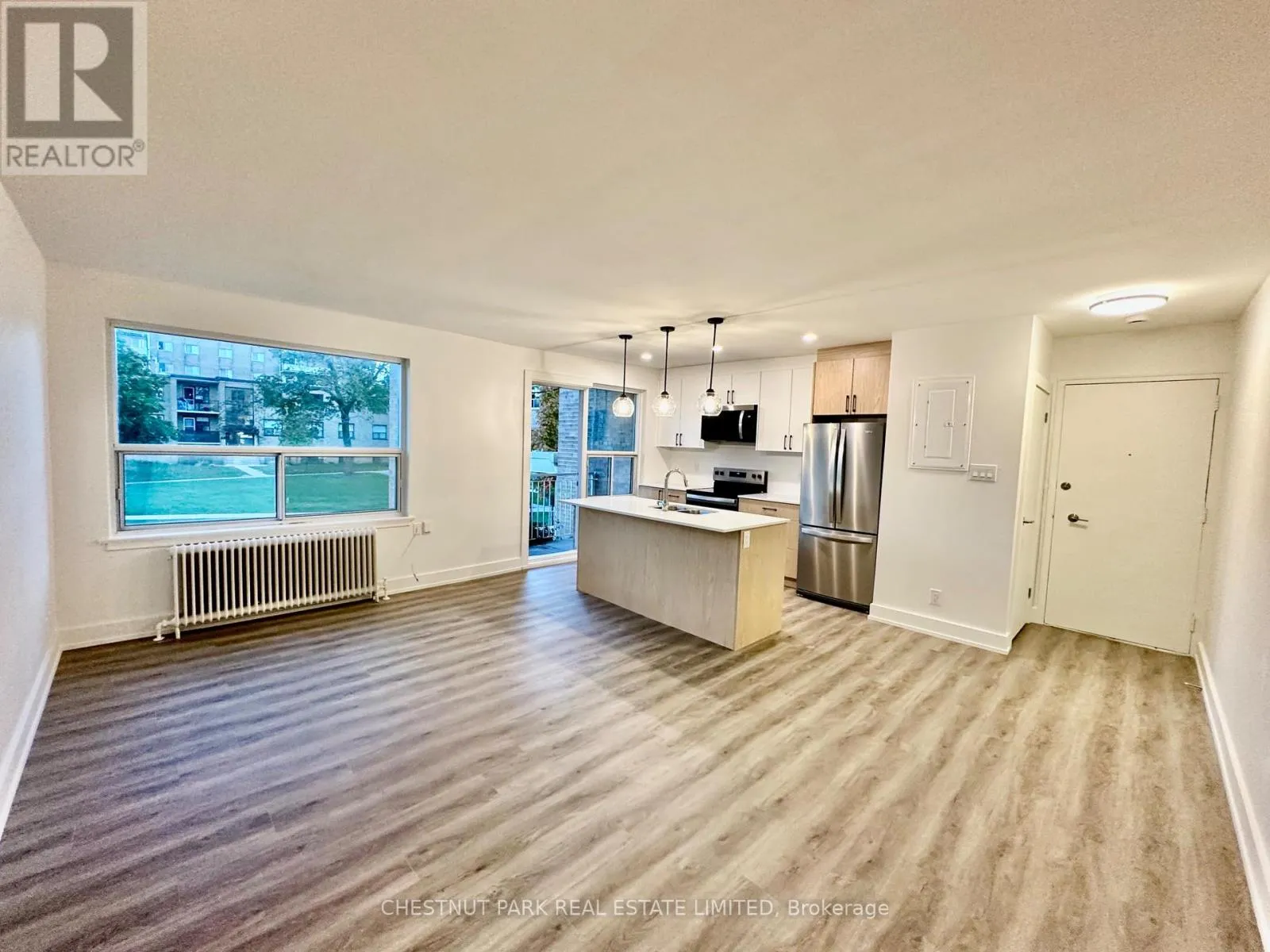 Other for rent: 4 - 8 Wingreen Court, Toronto, Ontario M3B 1B9