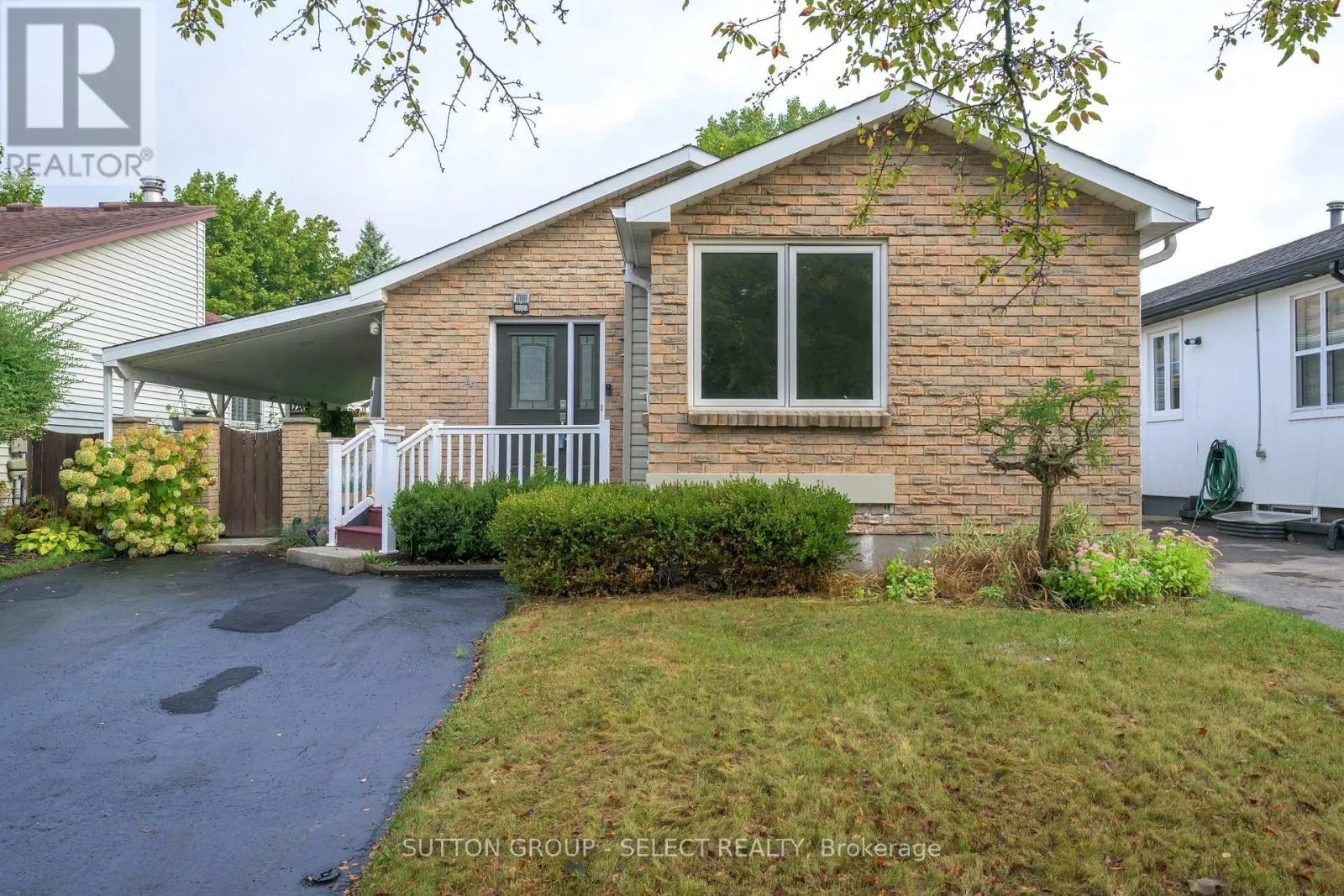 House for rent: 4 Aldersbrook Crescent, London North, Ontario N6G 3R3