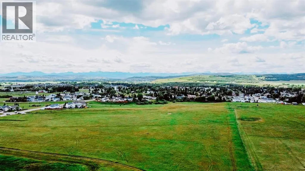 4 Avenue  Se, Diamond Valley, Alberta T0L 1H0