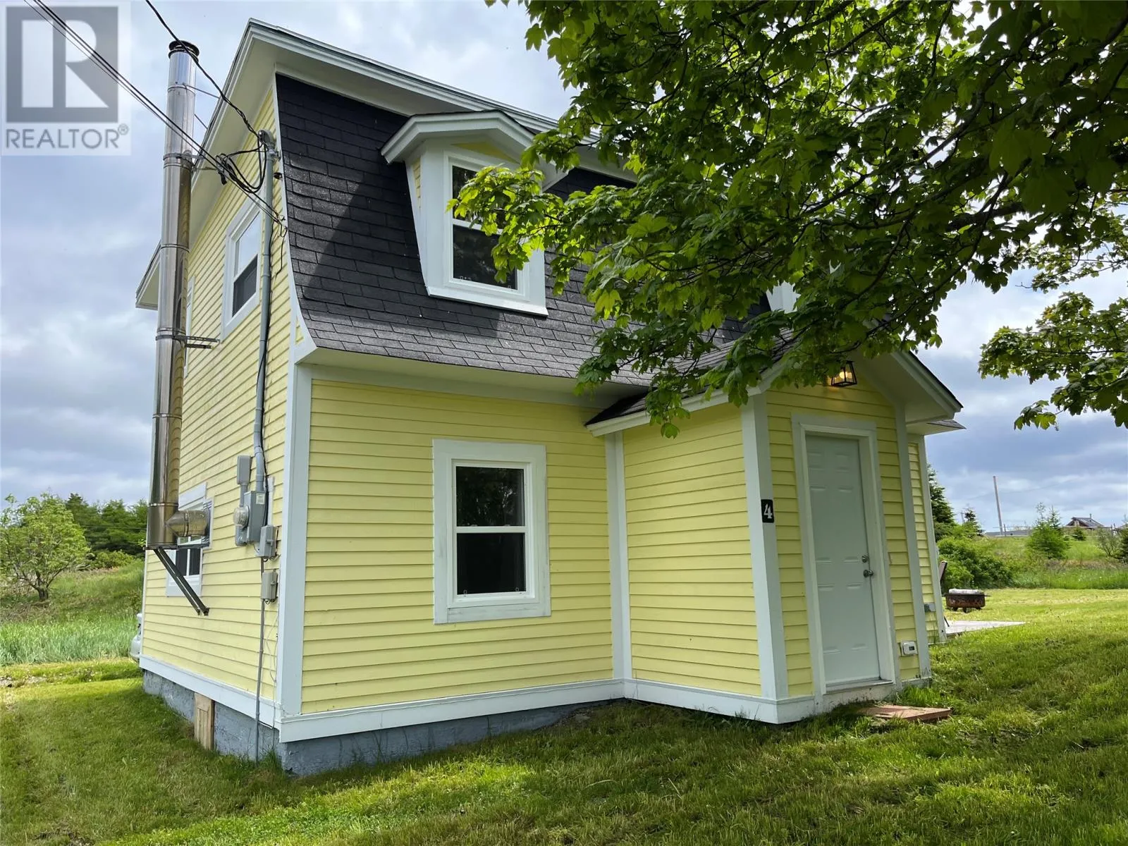 House for rent: 4 Bears Cove Road, WITLESS BAY, Newfoundland & Labrador A0A 4K0