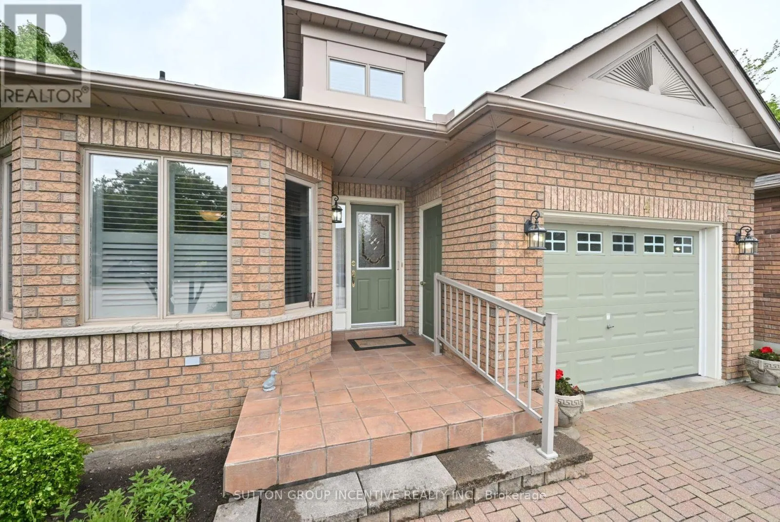 House for rent: 4 Belair Place, New Tecumseth, Ontario L9R 1Z1