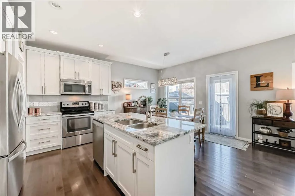 House for rent: 4 Bethune Way, Carstairs, Alberta T0M 0N0