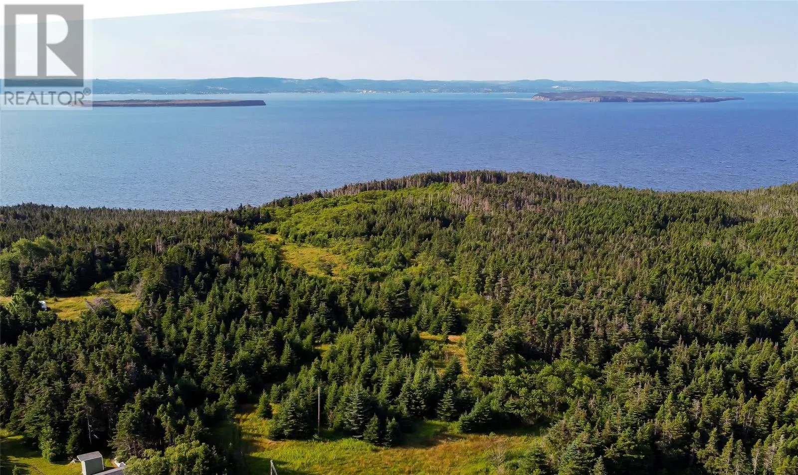 4 Bickfords Road, Bell Island, Newfoundland & Labrador A0A 2V0