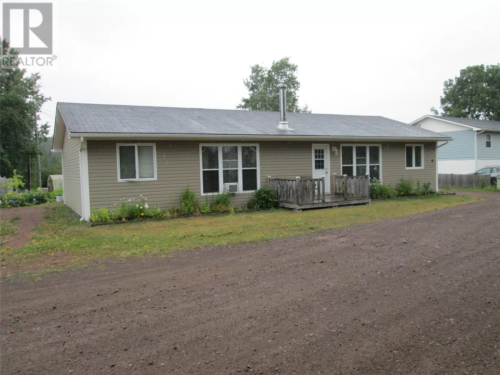 House for rent: 4 Bruce Place, Bishop's Falls, Newfoundland & Labrador A0H 1C0