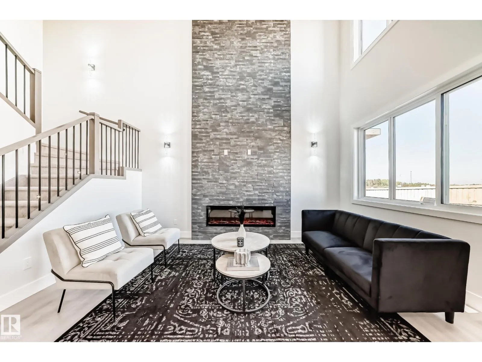 House for rent: 4 Edgefield Wy, St. Albert, Alberta T8N 8A1