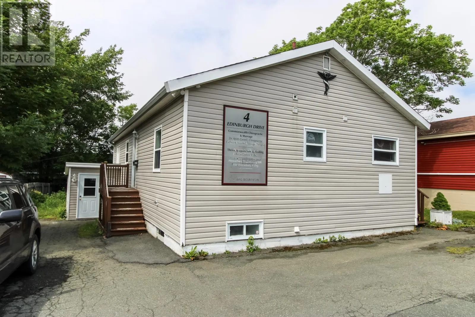Commercial Mix for rent: 4 Edinburgh Drive, Mount Pearl, Newfoundland & Labrador A1N 1E7