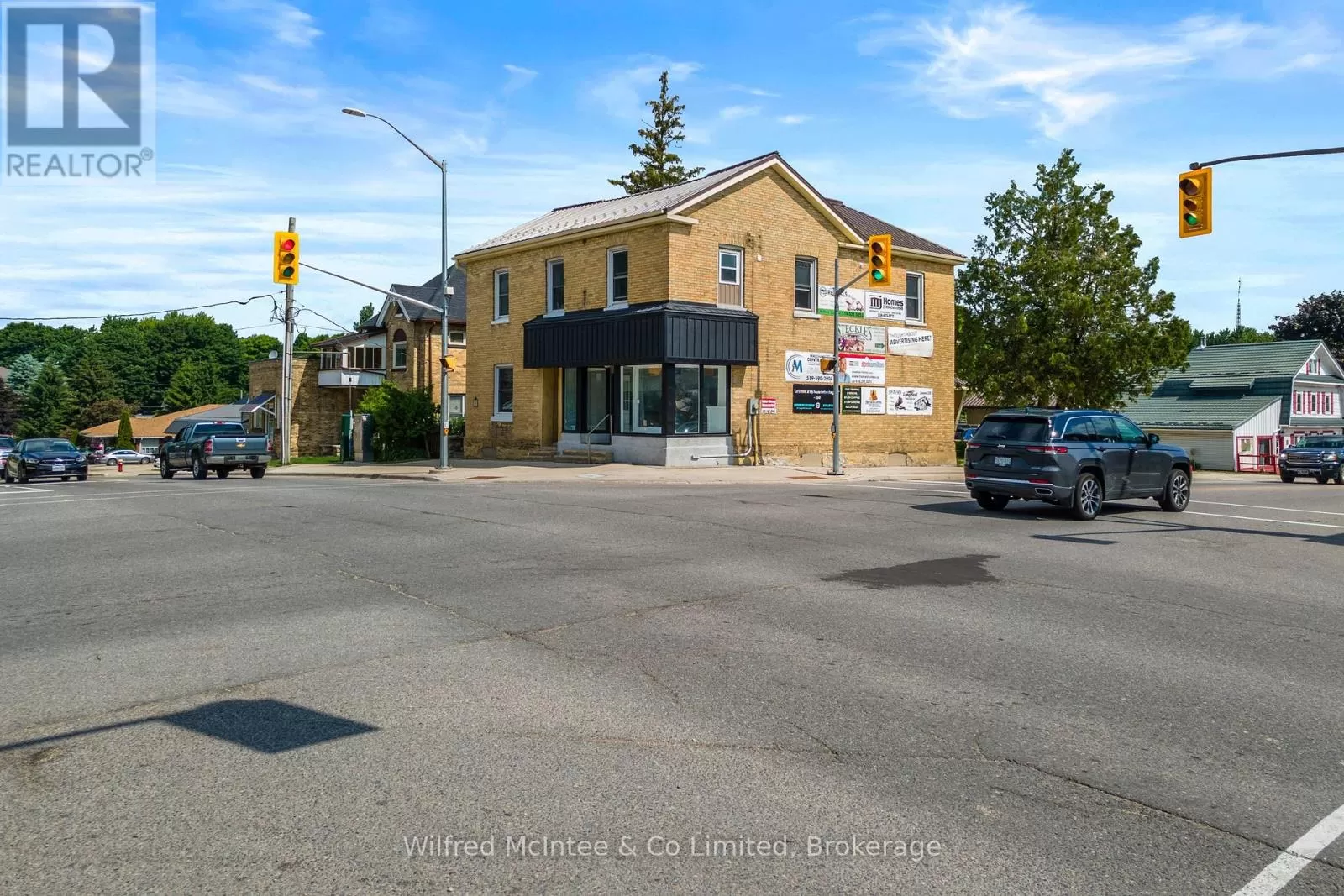 Multi-Family for rent: 4 Elora Street N, Minto, Ontario N0G 1Z0