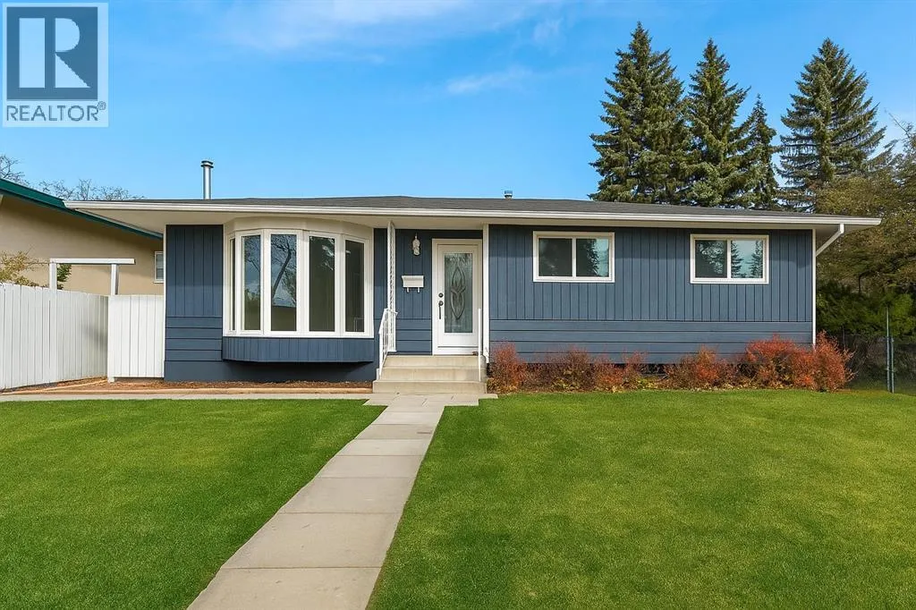 House for rent: 4 Harvey Place Sw, Calgary, Alberta T2V 3A5