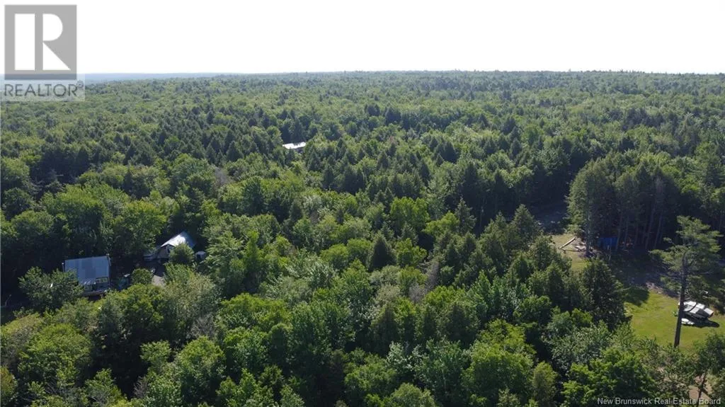 4 Indian Lake Road, Lakeville Corner, New Brunswick E4B 1M1
