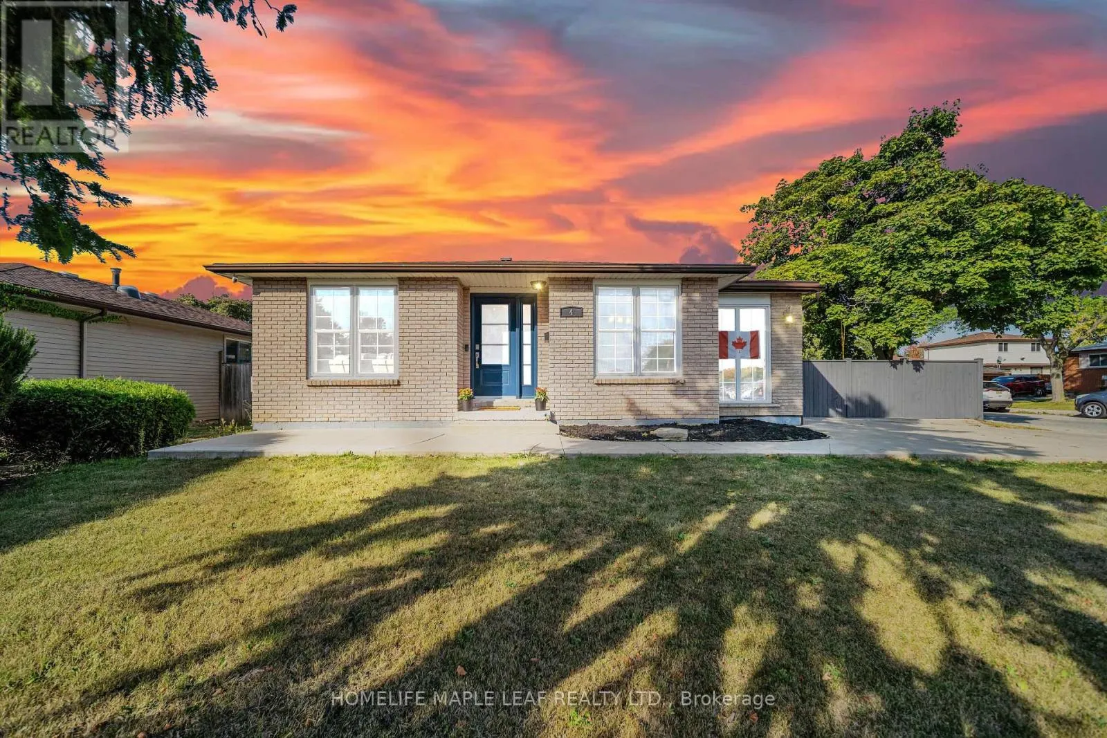 House for rent: 4 Lisa Court, Hamilton, Ontario L8V 4P9