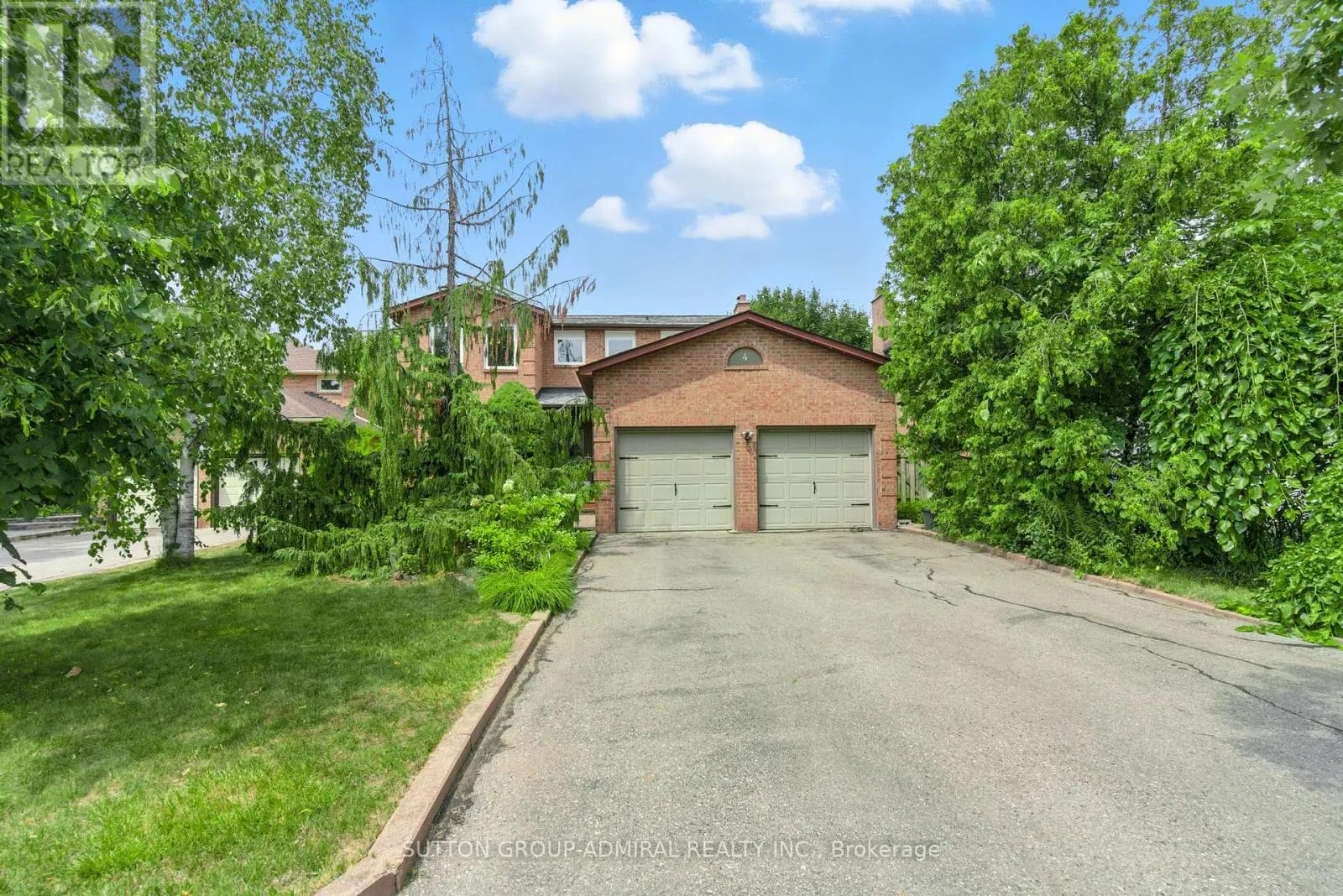 House for rent: 4 Mair Court, Richmond Hill, Ontario L4C 7S1