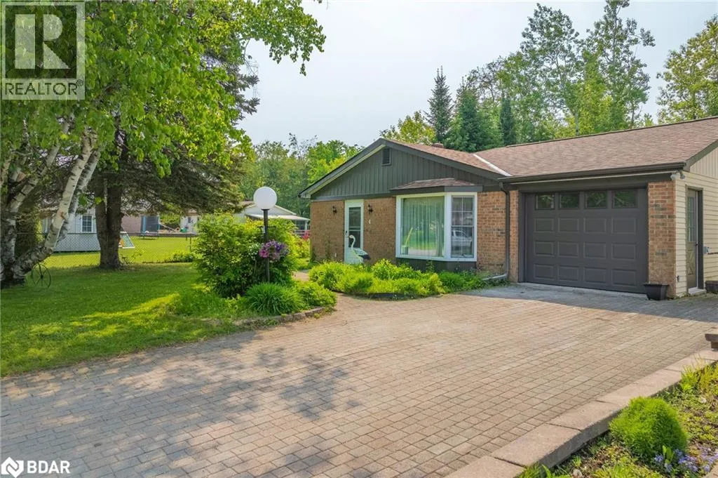 House for rent: 4 Maypark Drive, Bracebridge, Ontario P1L 1C3