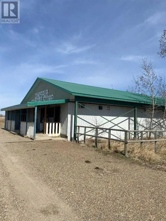 Commercial Mix for rent: 4 Newell County 4 Ab T0j 2k0, Patricia, Alberta T0J 2K0
