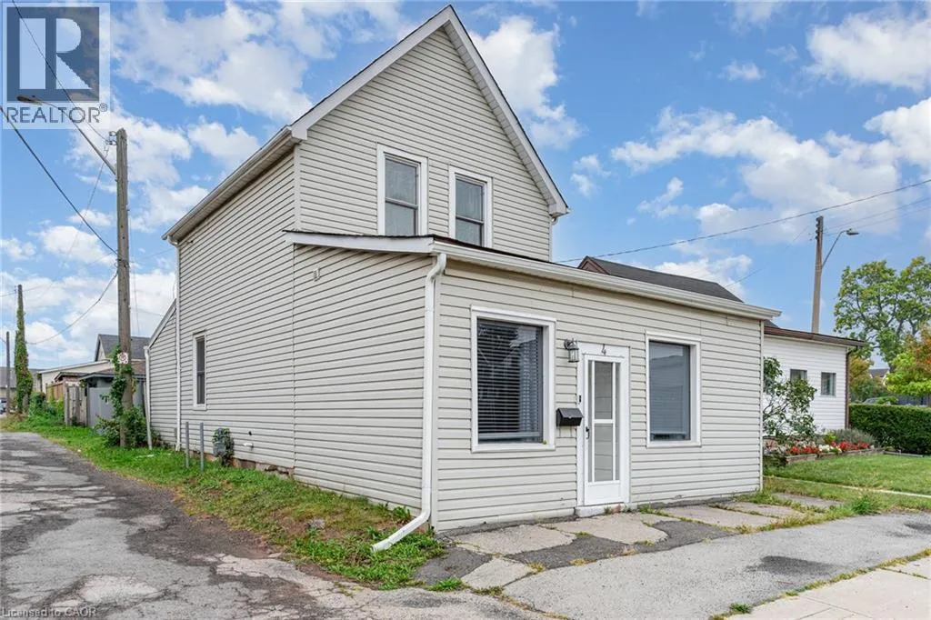 House for rent: 4 Robins Avenue, Hamilton, Ontario L8H 4M6