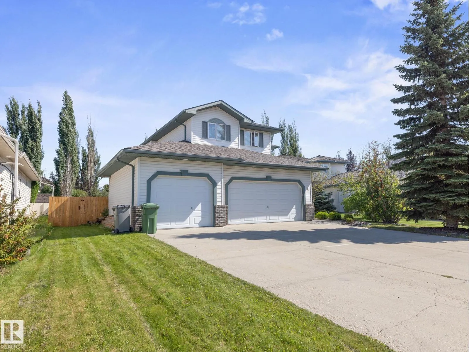 House for rent: 4 Rochelle Co, Beaumont, Alberta T4X 1L5