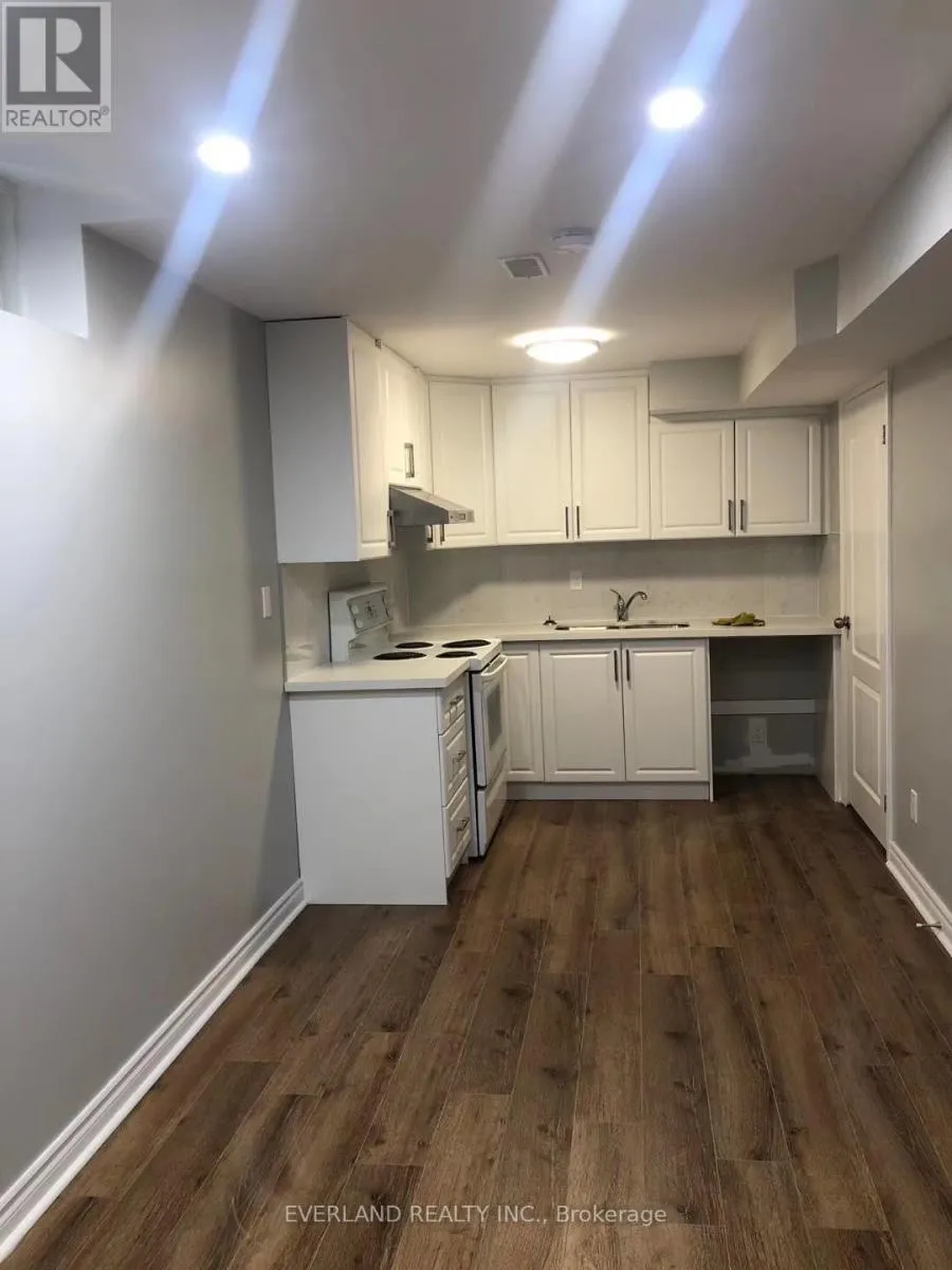 House for rent: 4 Shell Court, Richmond Hill, Ontario L4S 0B1