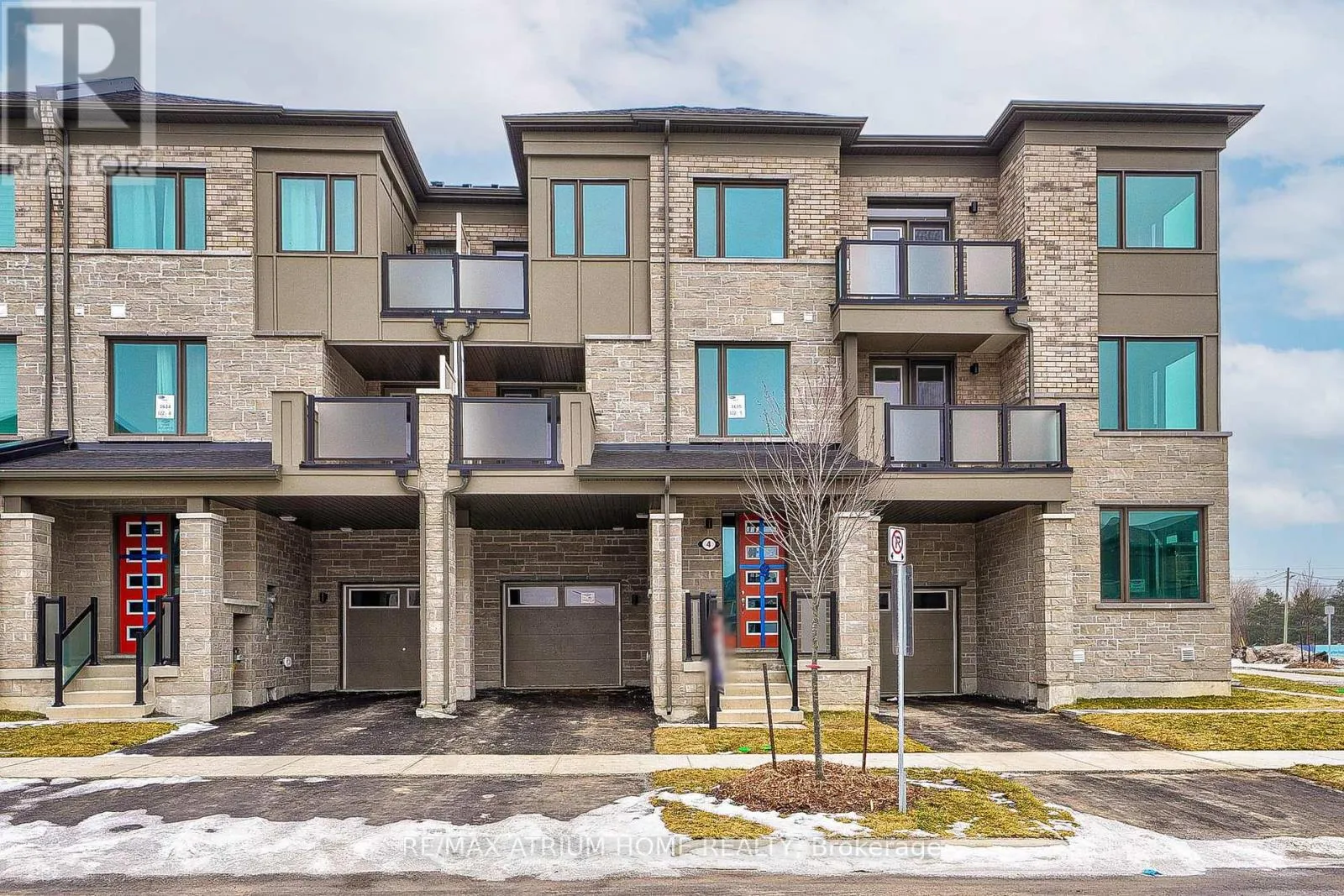 Row / Townhouse for rent: 4 Thomas Frisby Jr. Crescent, Markham, Ontario L6C 3L1