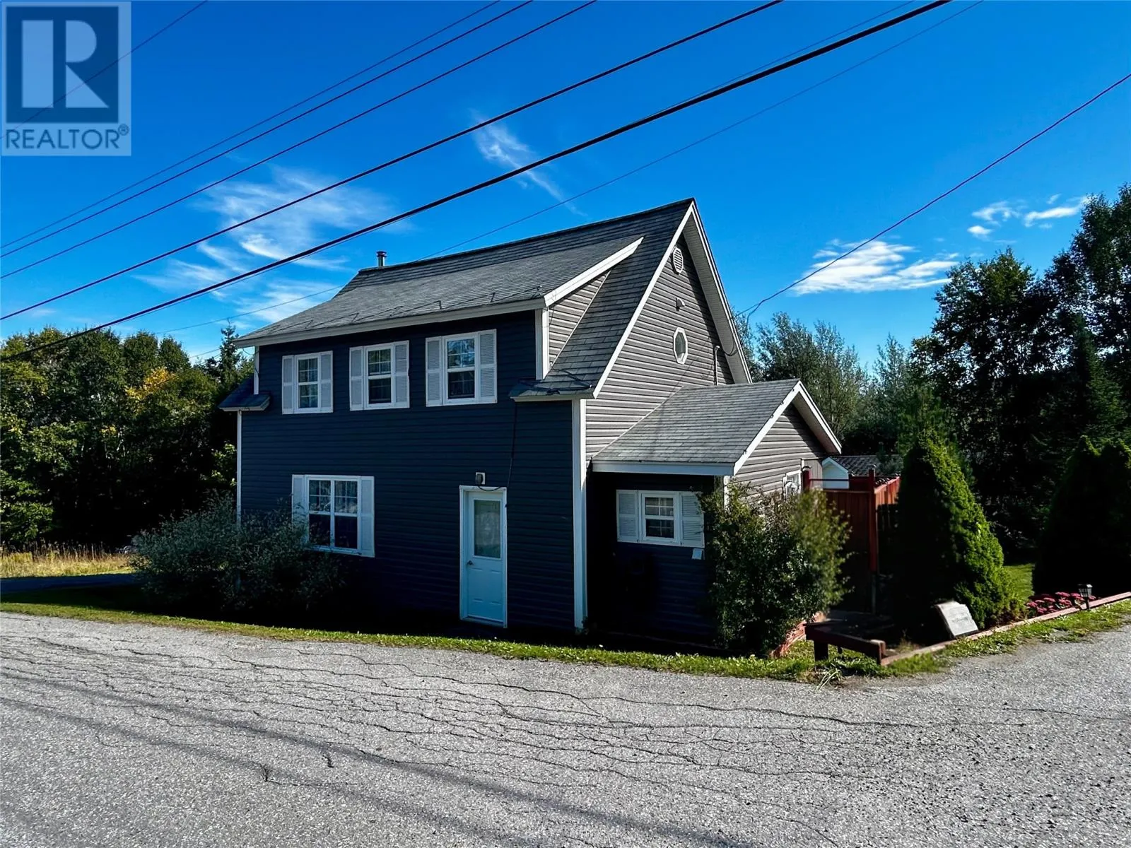 House for rent: 4 Warehams Road, Corner Brook, Newfoundland & Labrador A2H 7R3