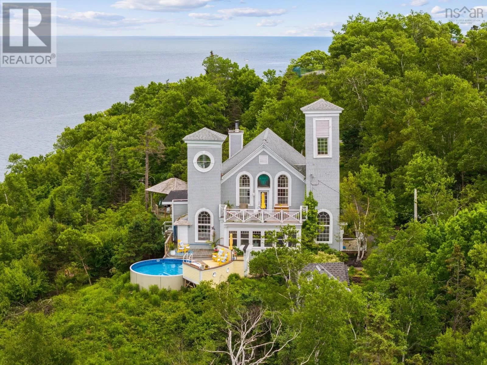 House for rent: 4 York Redoubt Crescent, Fergusons Cove, Nova Scotia B3V 1L7