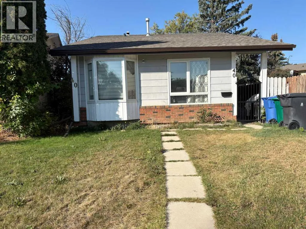 House for rent: 40 Cayuga Crescent W, Lethbridge, Alberta T1K 5H5