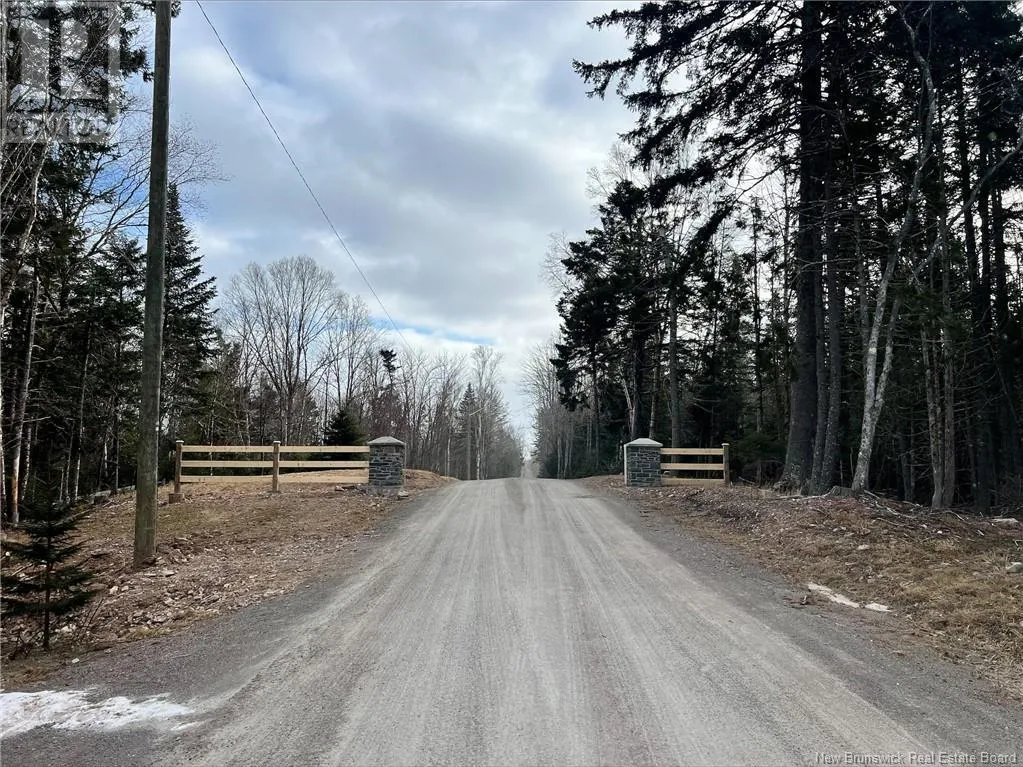 40 Clamshell Lane, Chamcook, New Brunswick E5B 1N5