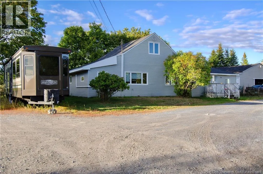 House for rent: 40 Dutch Garden Lane, Saint John, New Brunswick E2H 2V9