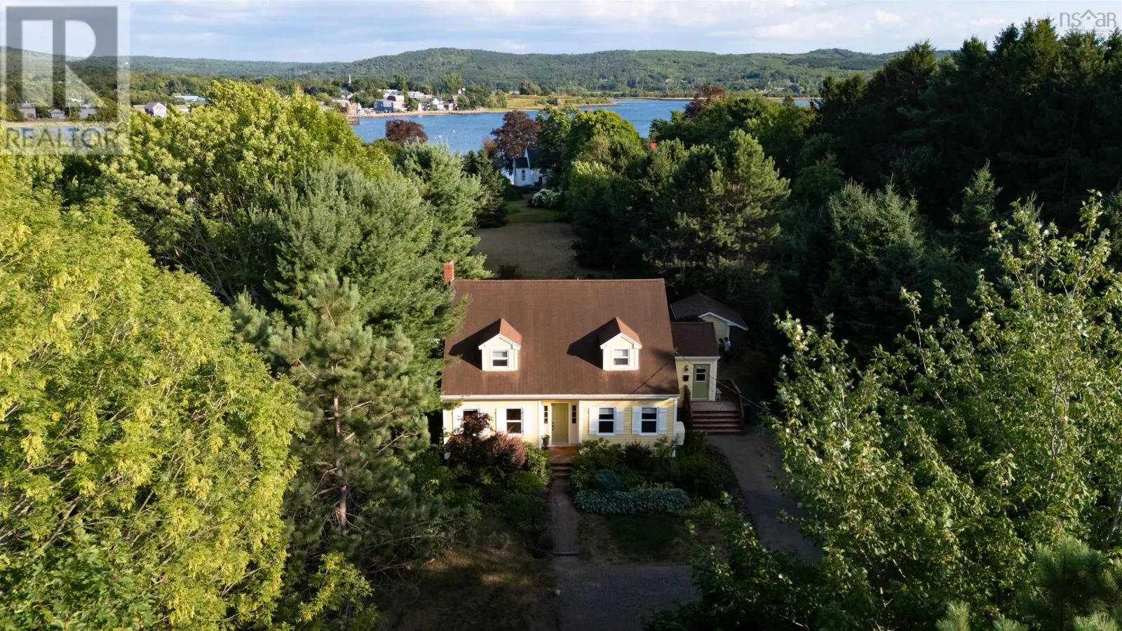 House for rent: 40 North Street, Granville Ferry, Nova Scotia B0S 1A0