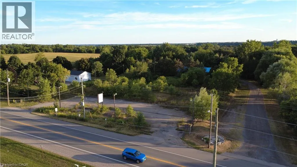 40 Paris Road, Paris, Ontario N3L 3H8