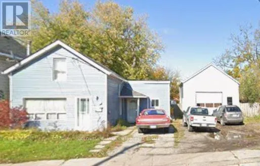 House for rent: 40 Queen Street, Kawartha Lakes, Ontario K9V 1S4