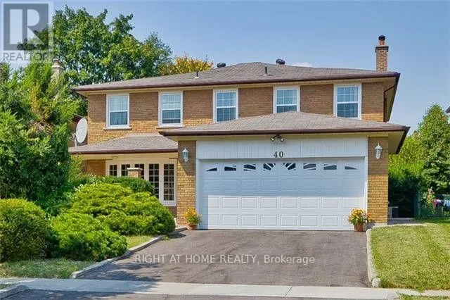 House for rent: 40 Rockland Drive, Toronto, Ontario M2M 2Y9