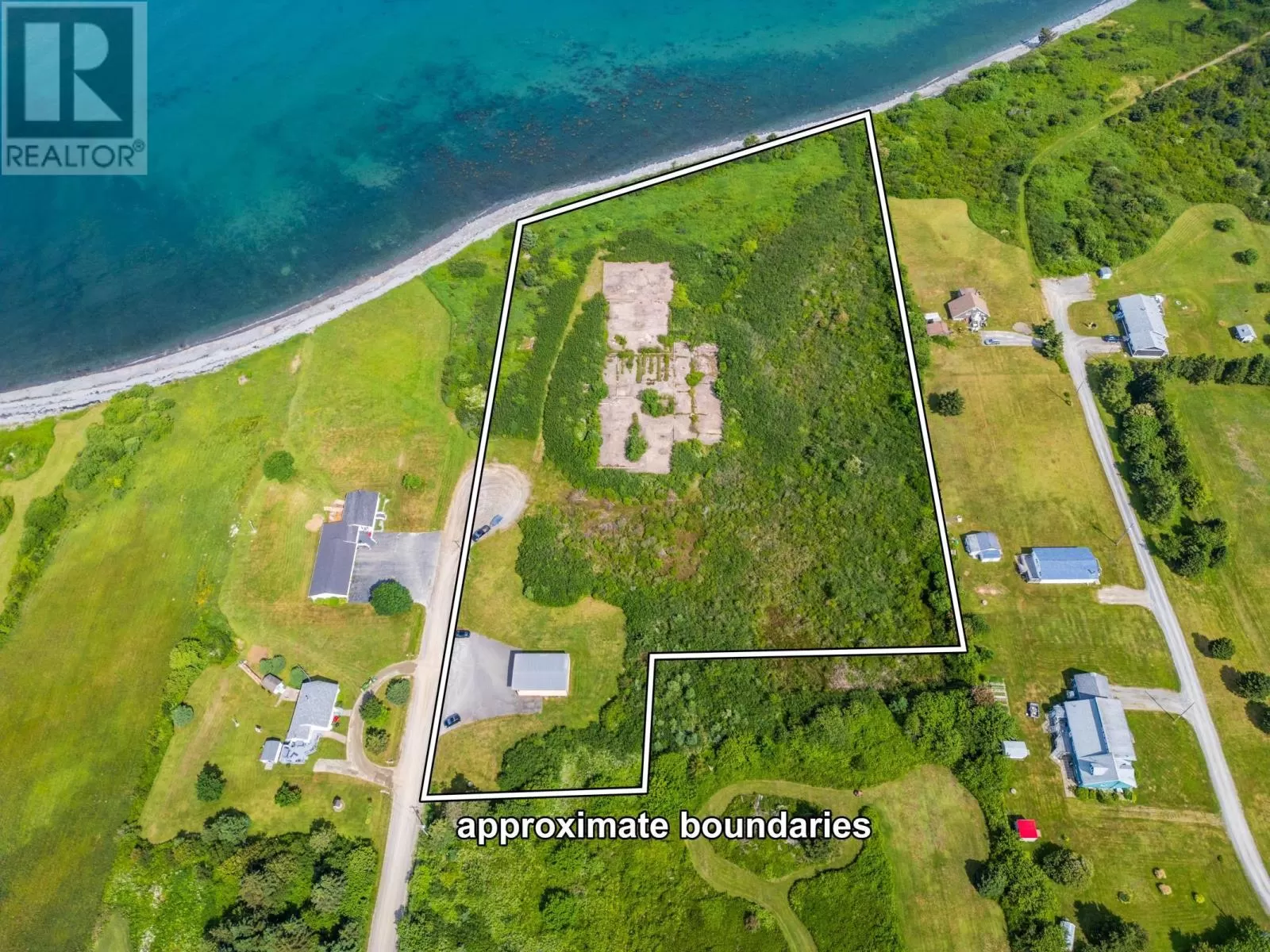 40 Schoolhouse Road, Grosses Coques, Nova Scotia B0W 1M0