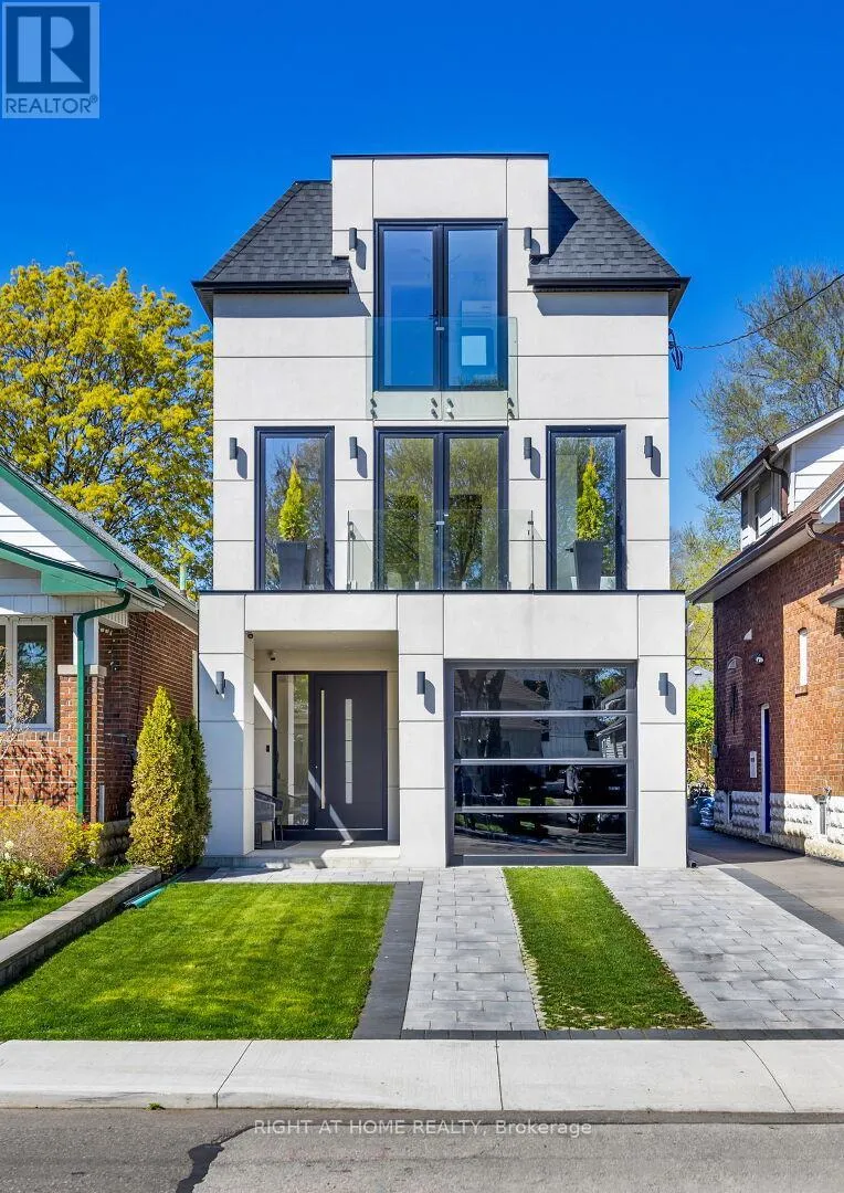 House for rent: 40 Sixth Street, Toronto, Ontario M8V 3A2