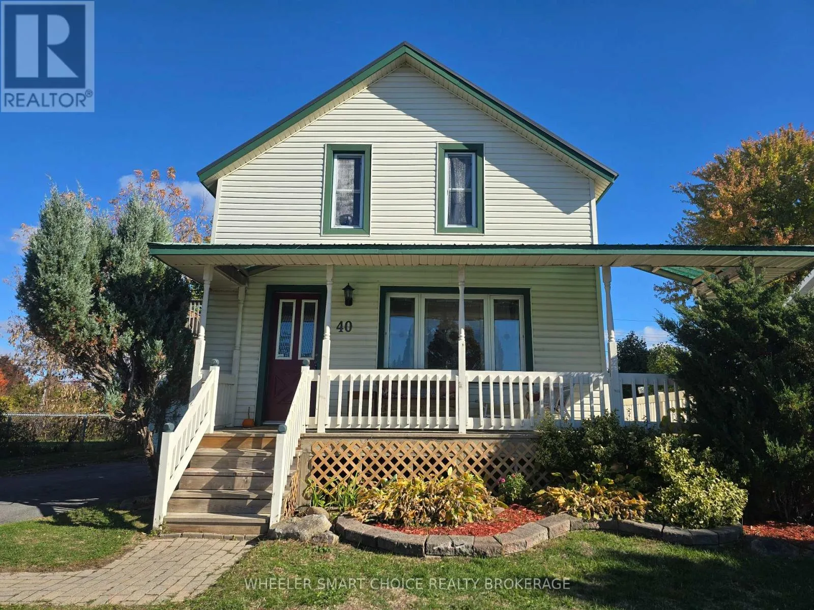 House for rent: 40 St Laurent Avenue, South Stormont, Ontario K0C 1P0