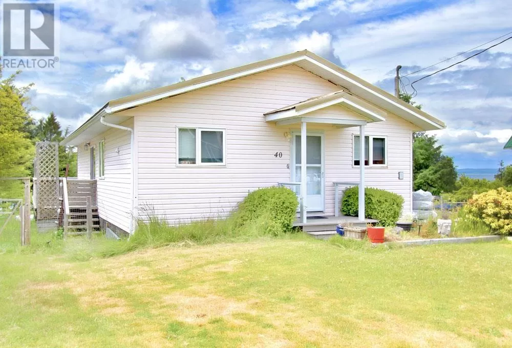 House for rent: 40 Yakoun Street, Port Clements, British Columbia V0T 1R0