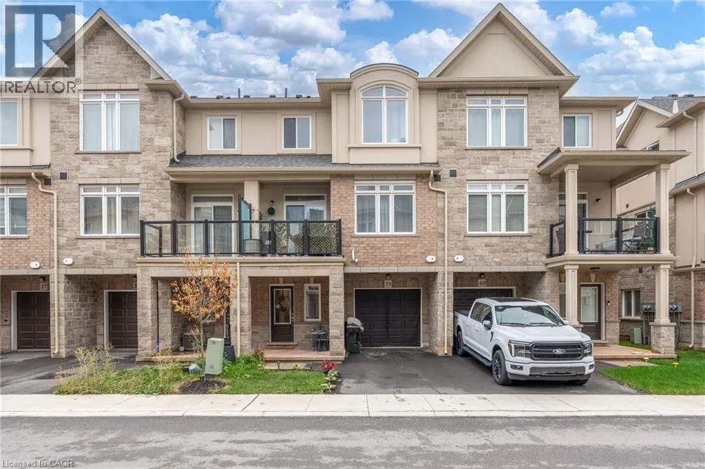 Row / Townhouse for rent: 40 Zinfandel Drive Unit# 39, Stoney Creek, Ontario L8E 0L1