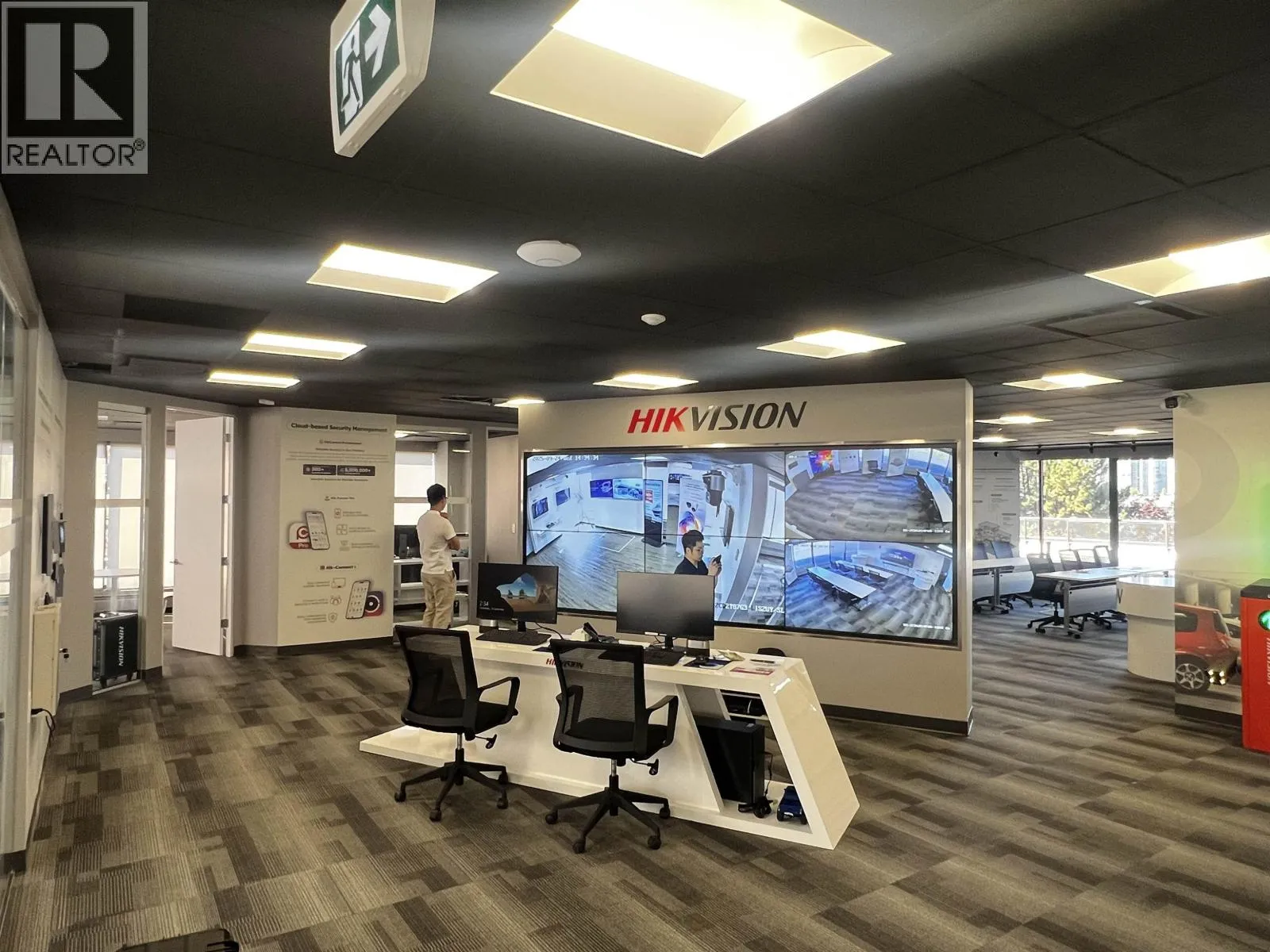 400 4400 Dominion Street, Burnaby, British Columbia V5G 1C5