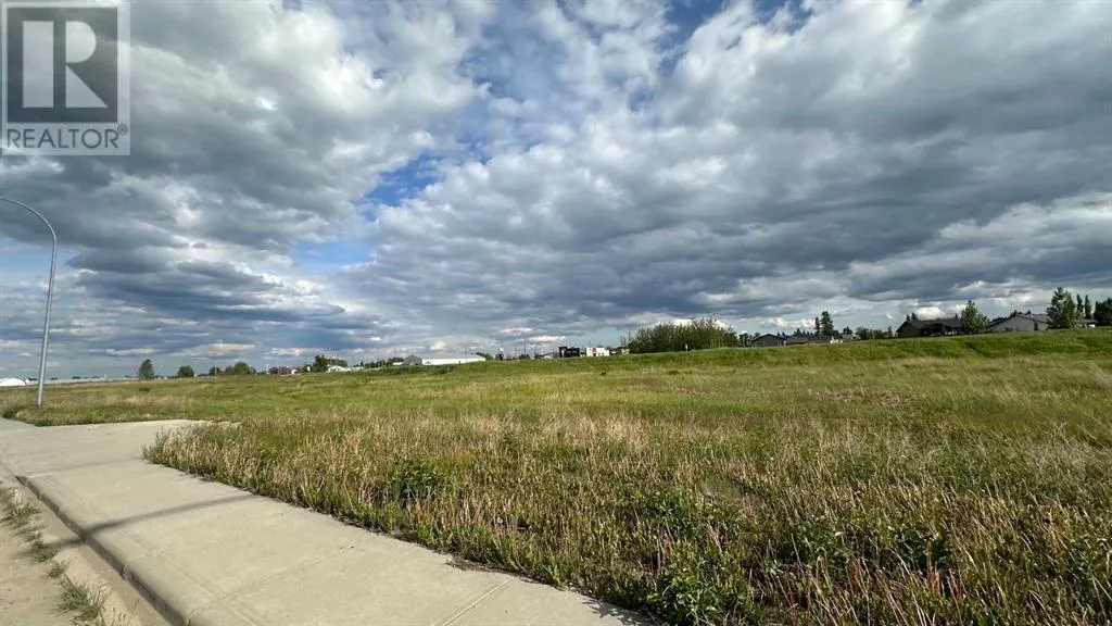 400, 500, 600 Shantz Drive, Didsbury, Alberta T0M 0W0