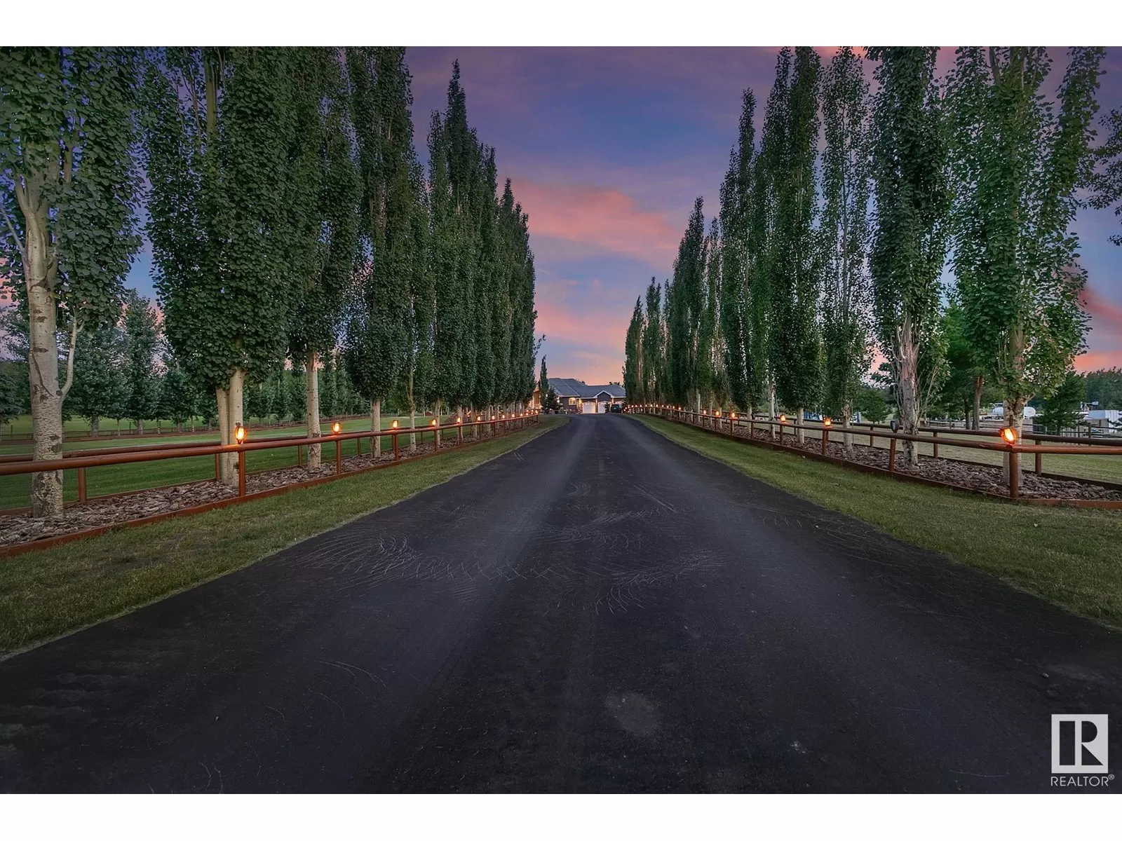 House for rent: #400 51430 Rge Road 231, Rural Strathcona County, Alberta T8B 1K9